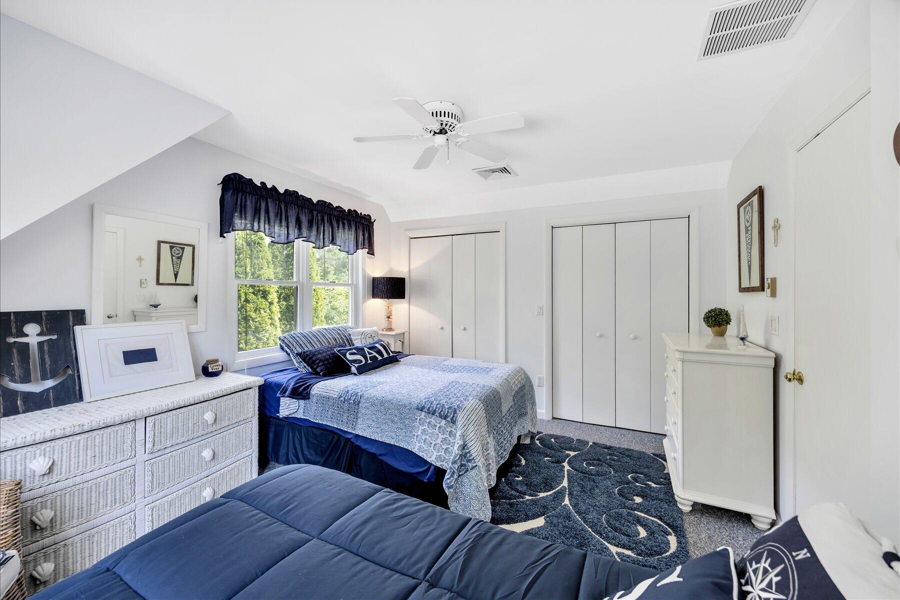 15 Periwinkle Lane Mashpee MA 02649