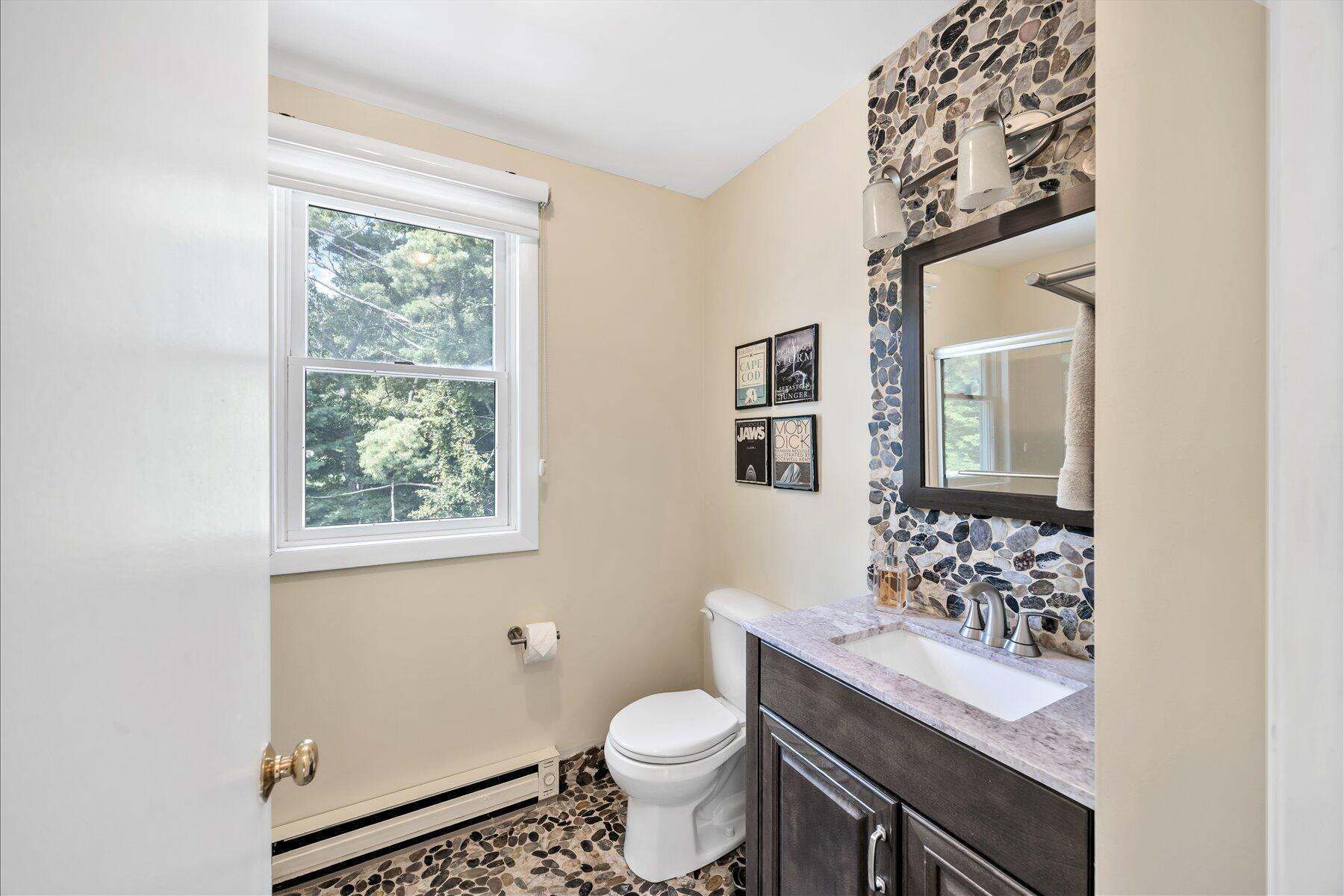 15 Periwinkle Lane Mashpee MA 02649