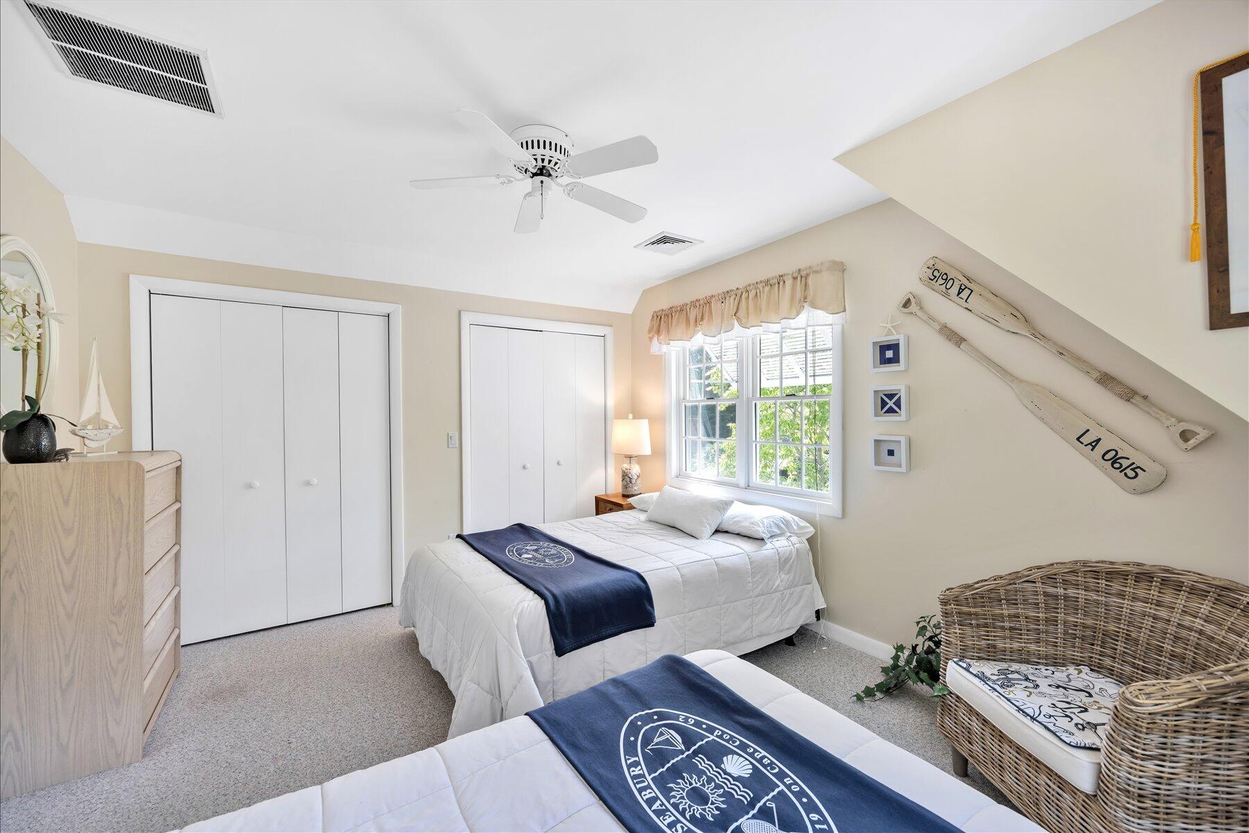 15 Periwinkle Lane Mashpee MA 02649