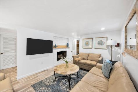 15 Periwinkle Lane MA 02649