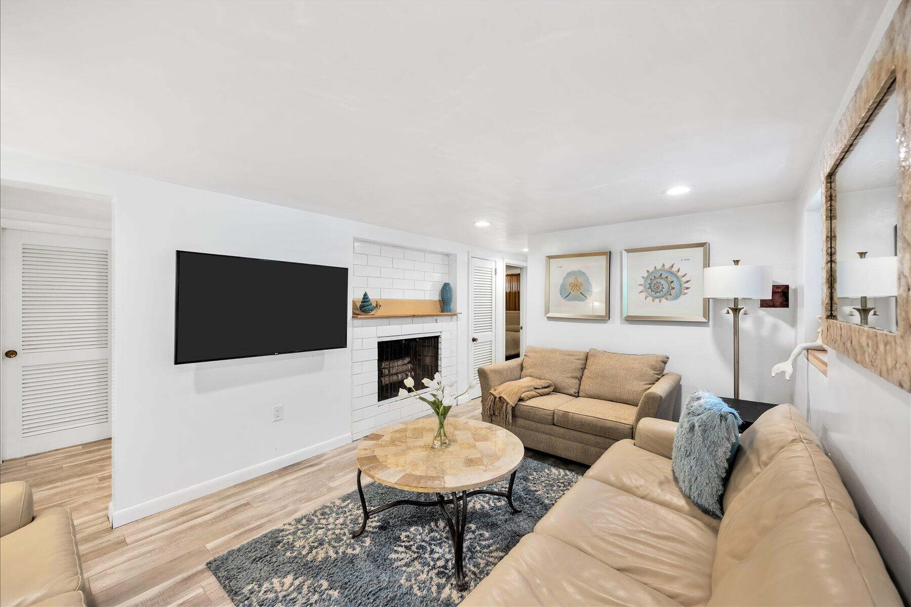 15 Periwinkle Lane Mashpee MA 02649