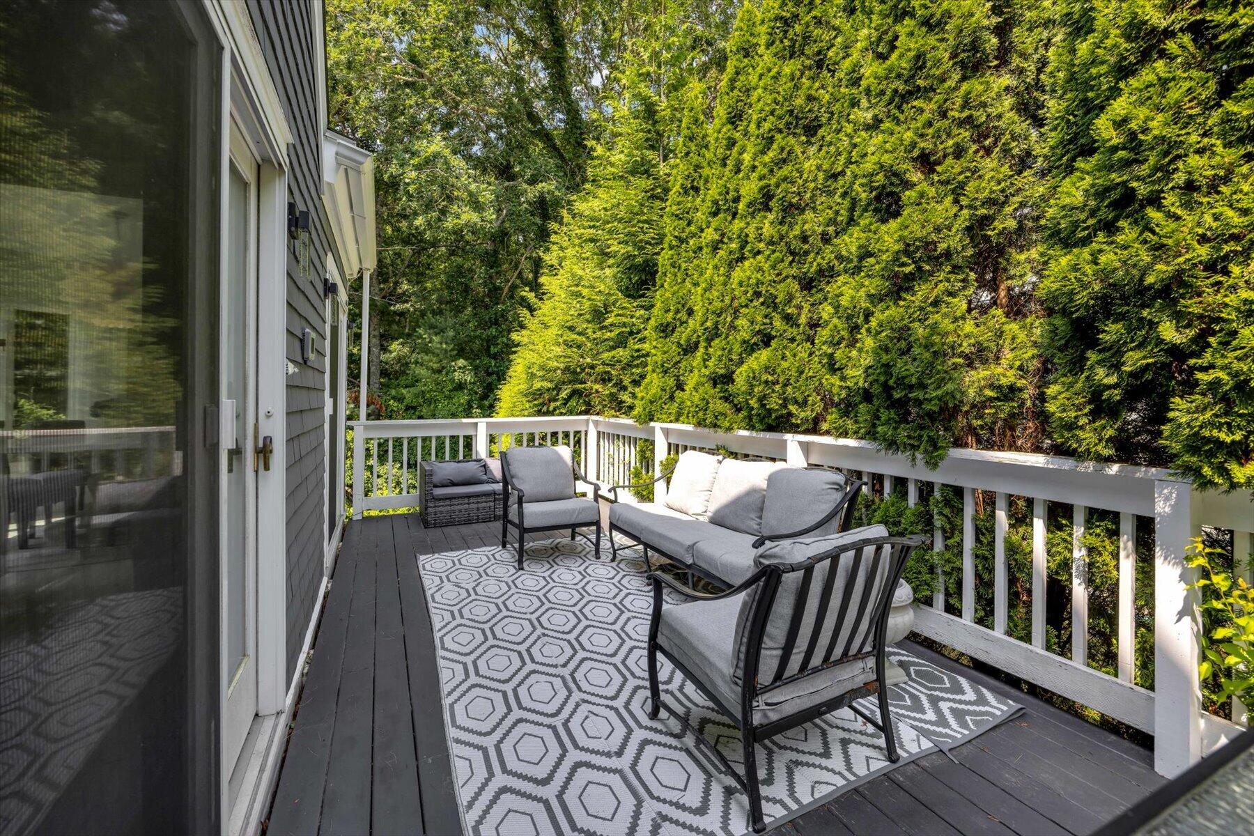 15 Periwinkle Lane Mashpee MA 02649