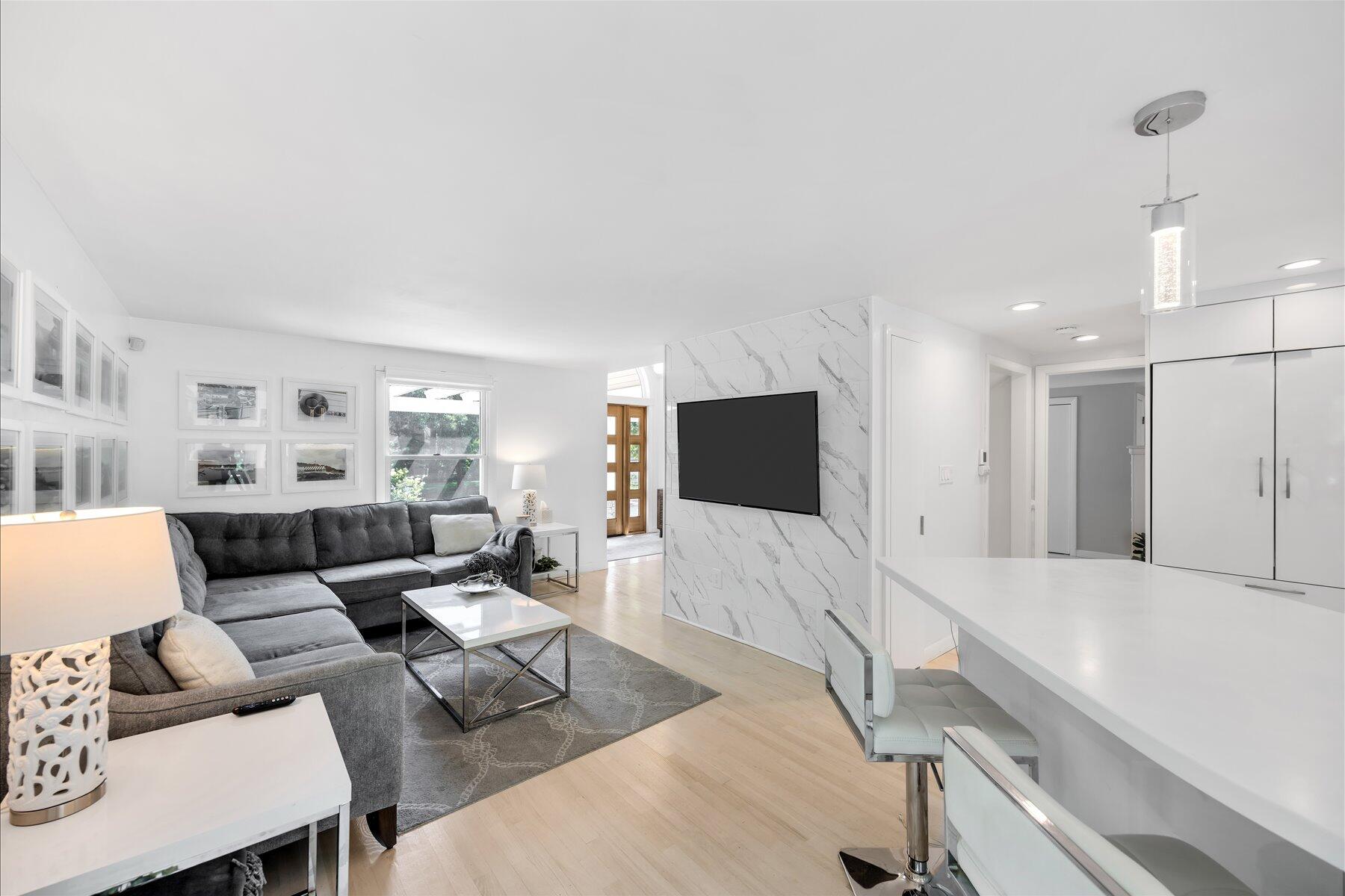 15 Periwinkle Lane Mashpee MA 02649