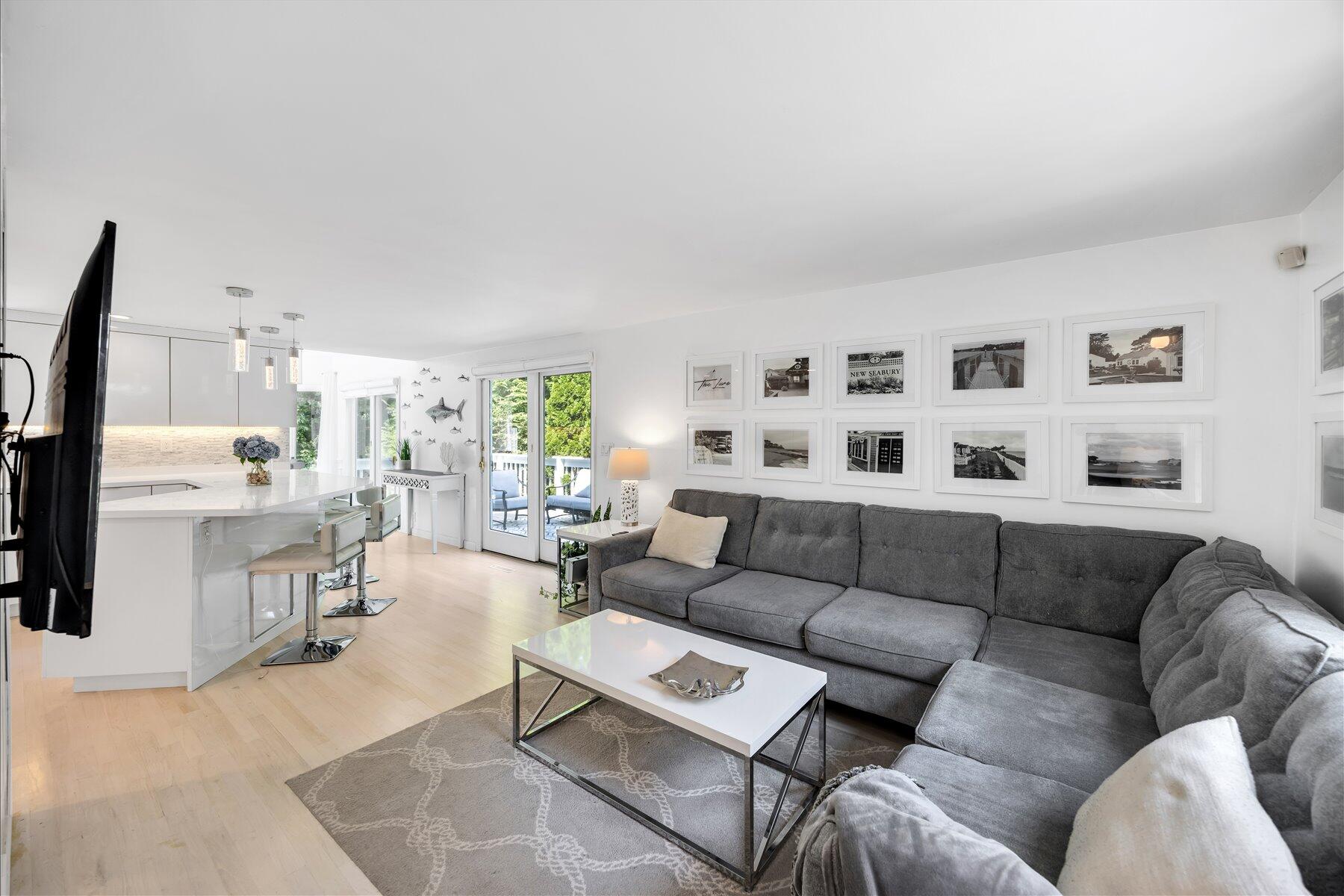 15 Periwinkle Lane Mashpee MA 02649
