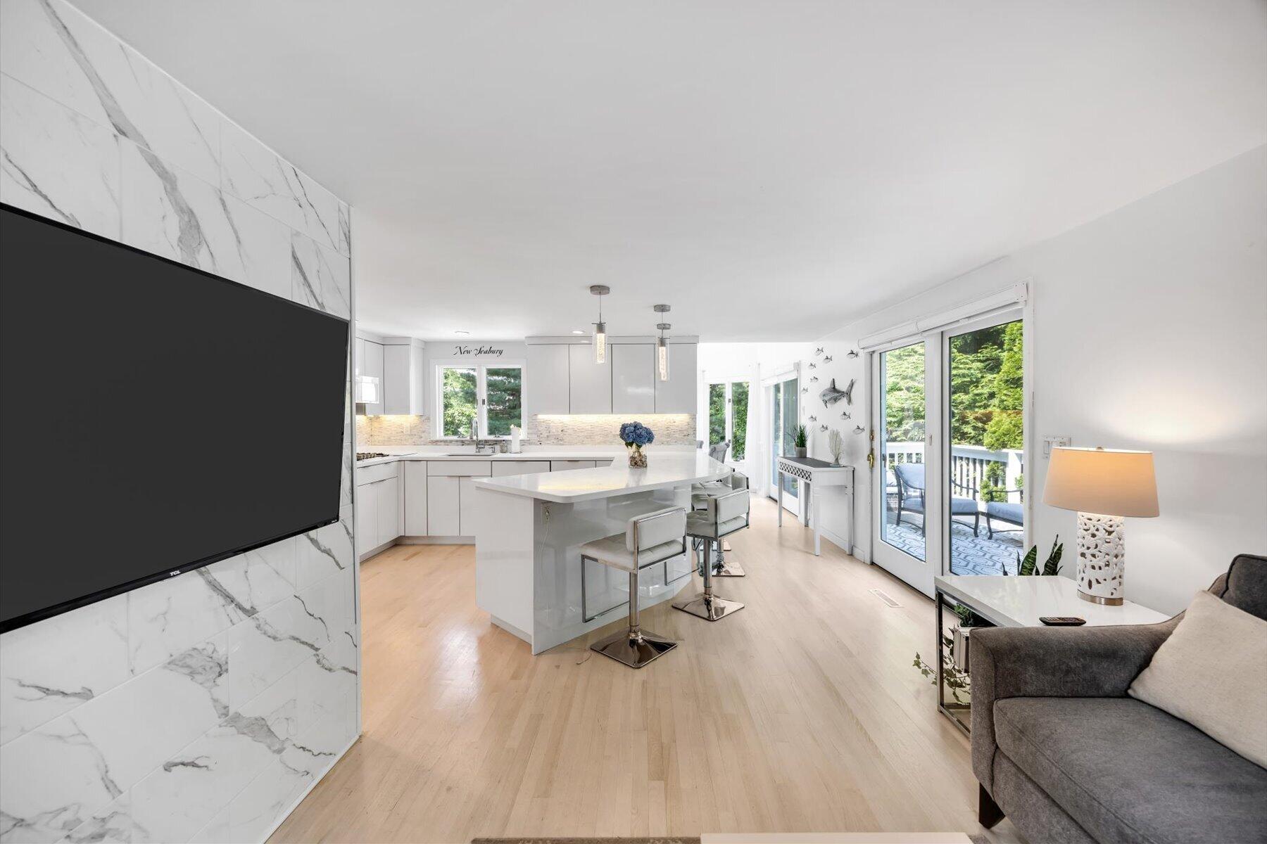 15 Periwinkle Lane Mashpee MA 02649