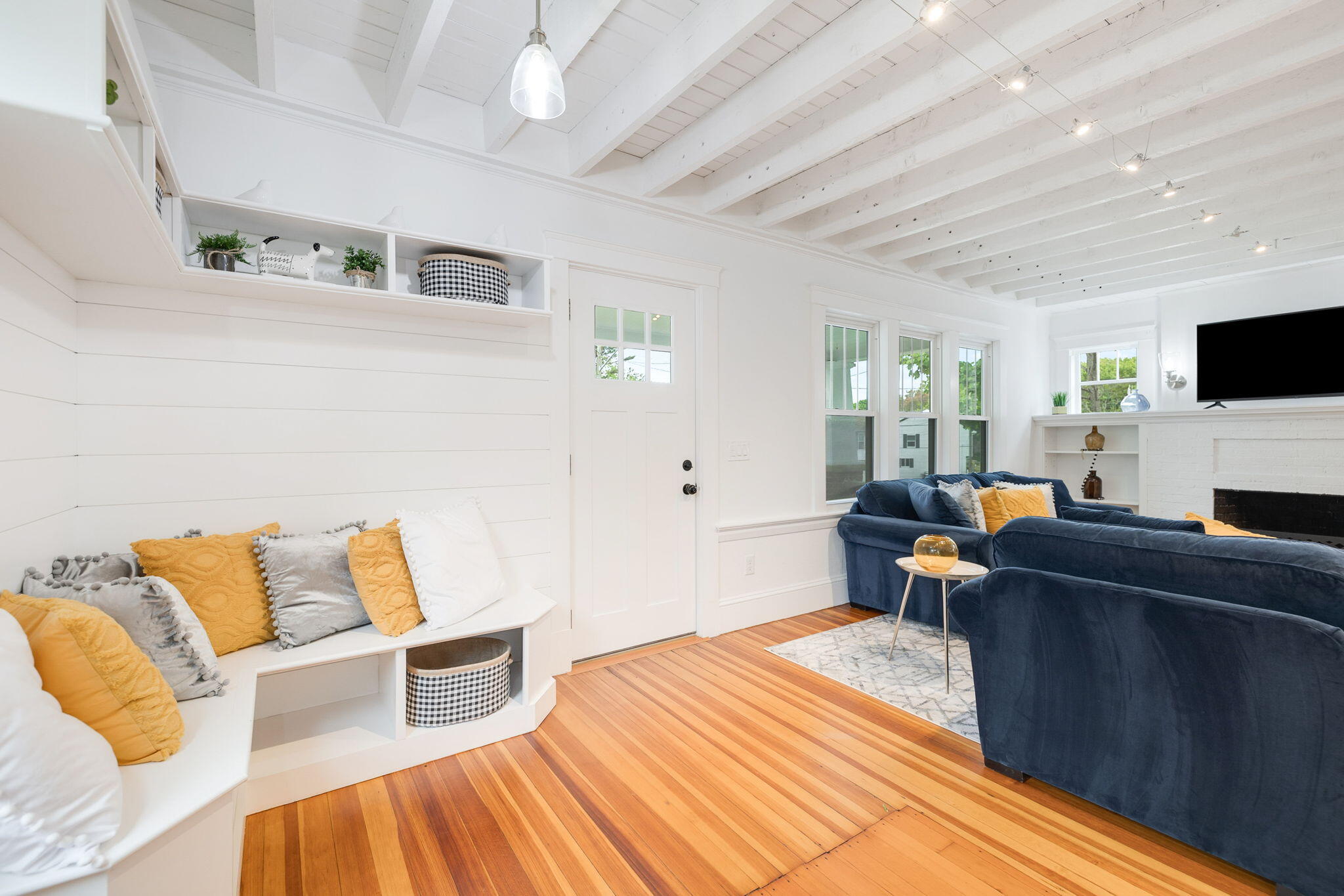 12 Dartmouth Street Barnstable MA 02601