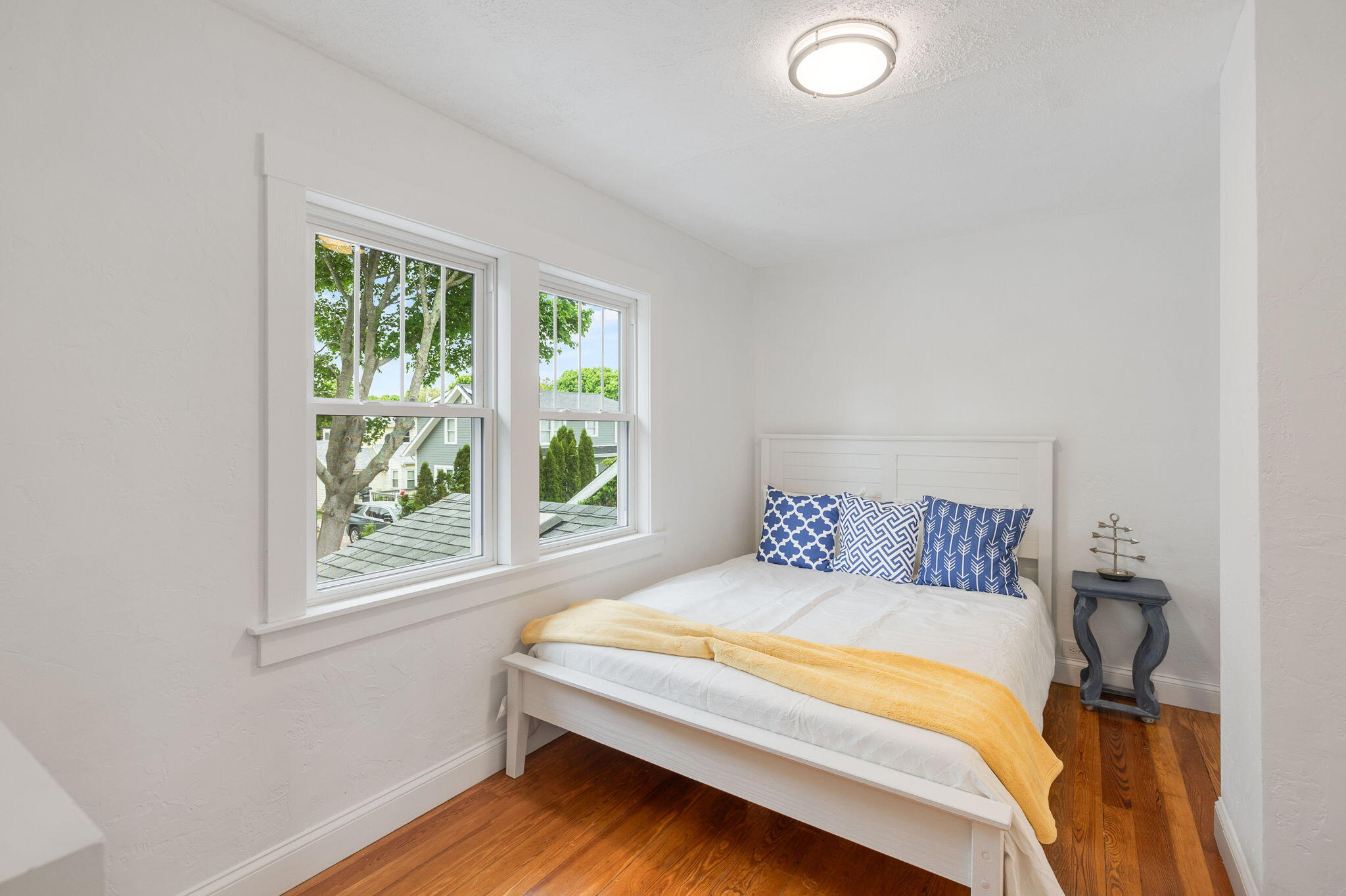 12 Dartmouth Street Barnstable MA 02601