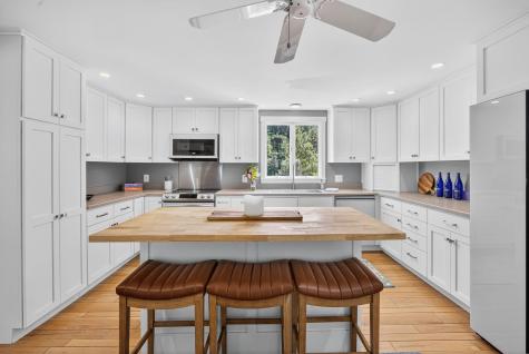44 Squirrel Run Eastham MA 02642
