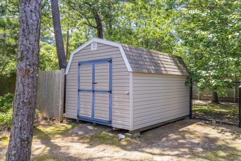 44 Squirrel Run Eastham MA 02642
