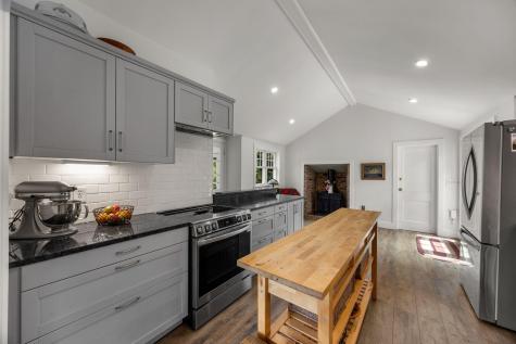 28 Frazar Road West Falmouth MA 02540