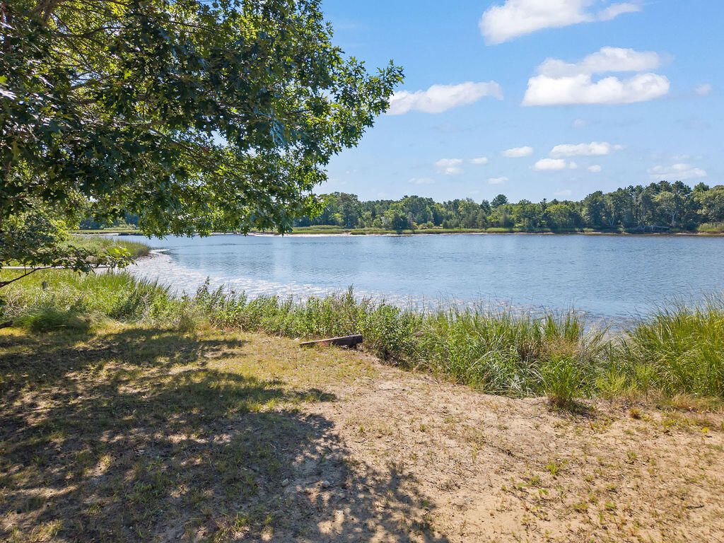 6 Sandpiper Terrace Wareham MA 02571