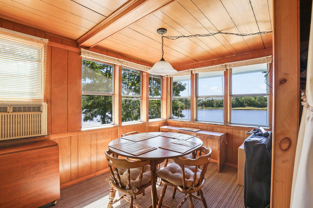 6 Sandpiper Terrace Wareham MA 02571