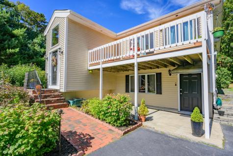 3 Anne Circle Sandwich MA 02563