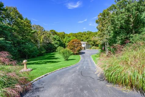 3 Anne Circle Sandwich MA 02563