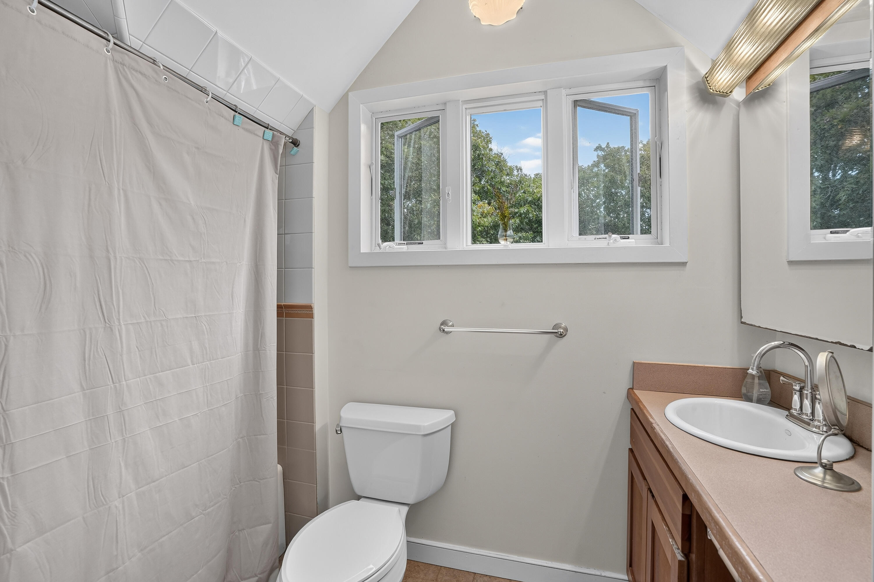 42 Bold Meadow Road Edgartown MA 02539