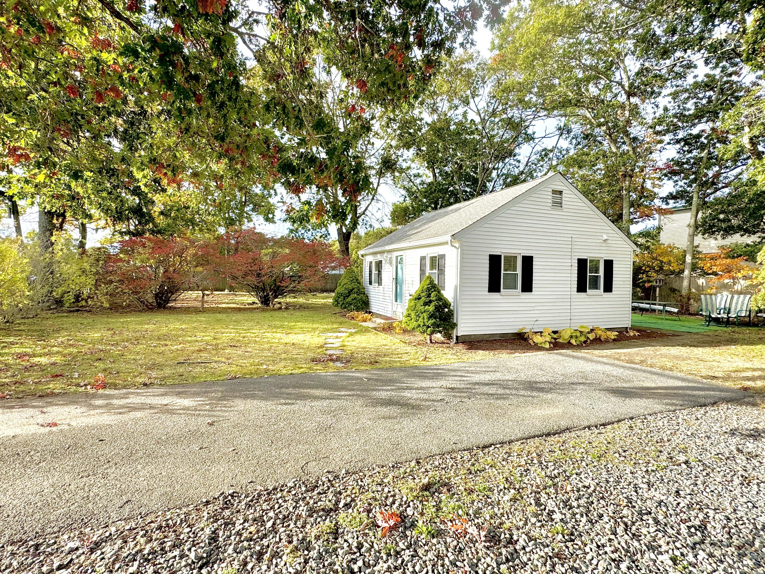 19 Tevyaw Road Hyannis MA 02601