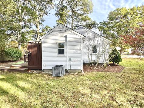 19 Tevyaw Road Hyannis MA 02601
