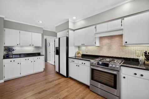 101 Spruce Run Drive Brewster MA 02631