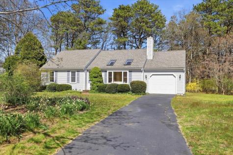 10 Skipjack Lane Barnstable MA 02601