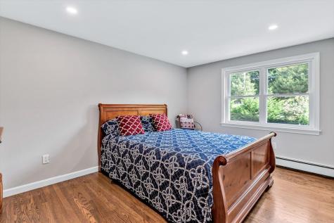 770 County Road Pocasset MA 02559
