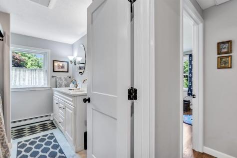 770 County Road Pocasset MA 02559