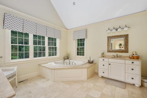 359 Baxter Neck Road Barnstable MA 02648