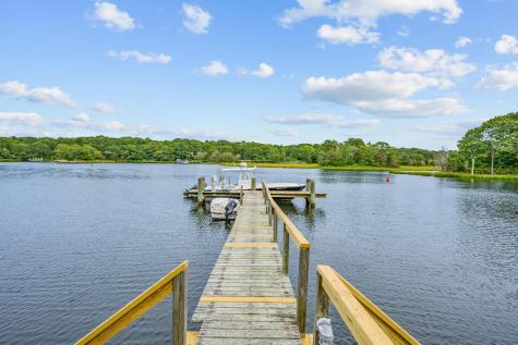 359 Baxter Neck Road Barnstable MA 02648