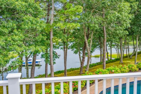 359 Baxter Neck Road Barnstable MA 02648