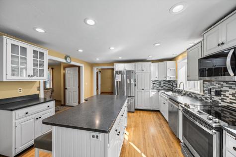 559 Old Jail Lane Barnstable MA 02630