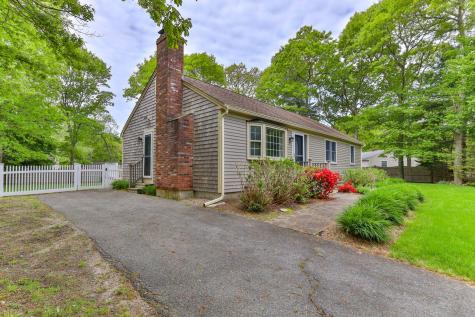 17 Outpost Lane Barnstable MA 02632