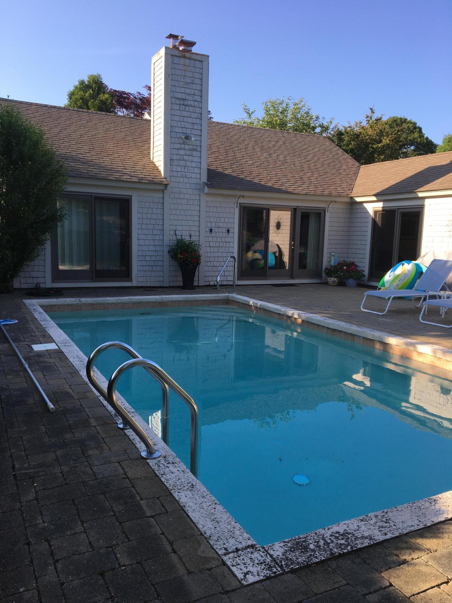 18 Mashie Circle Mashpee MA 02649