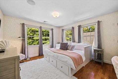 46 Owls Nest Road Falmouth MA 02536