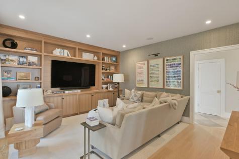 24 Westwood Road Falmouth MA 02556