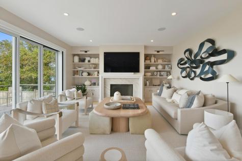 24 Westwood Road Falmouth MA 02556