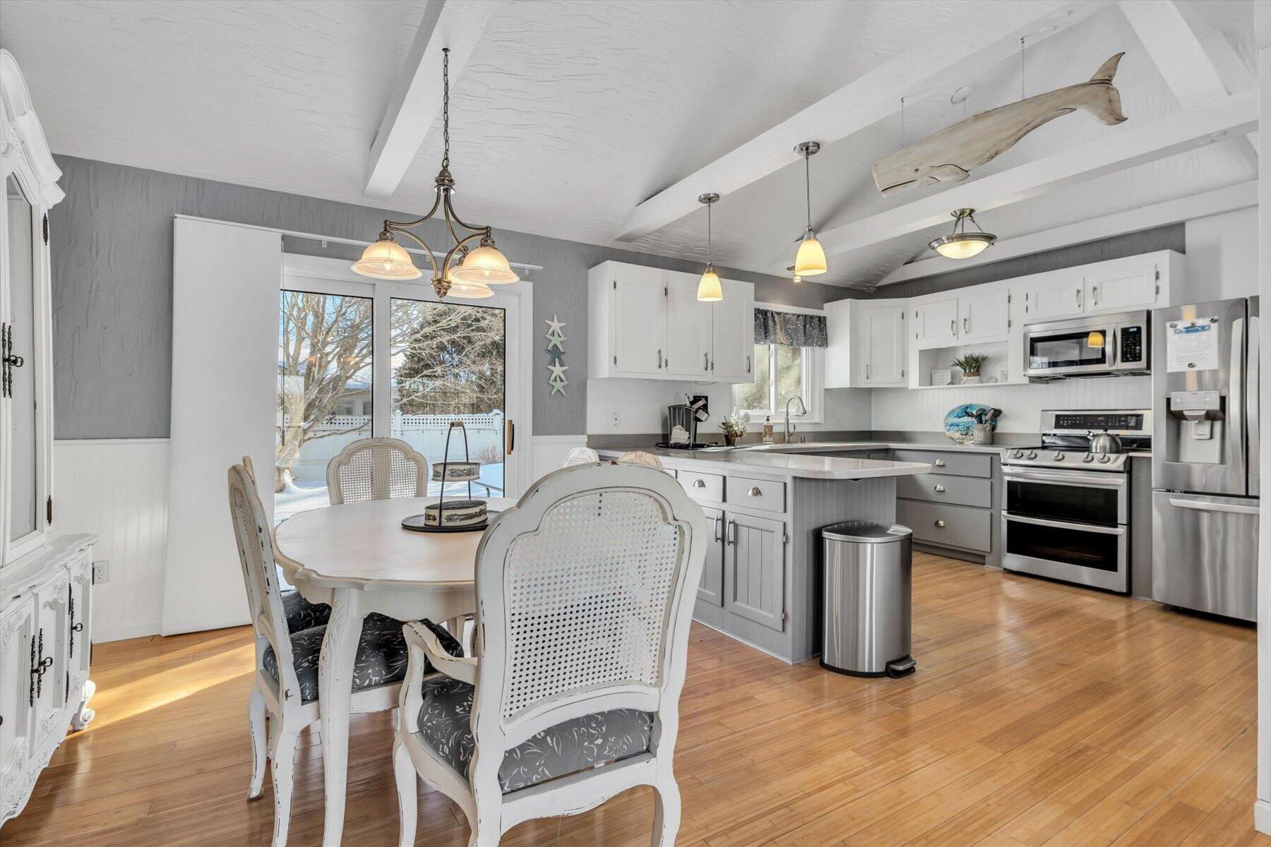 3 Mcnamara Avenue Yarmouth MA 02673