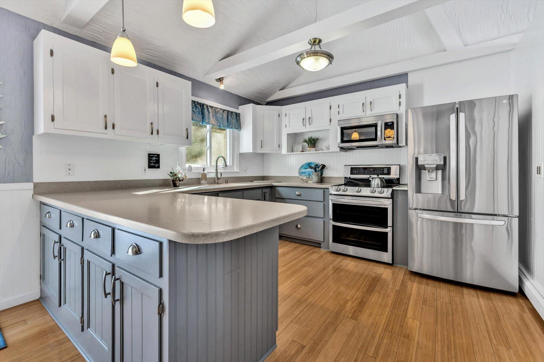 3 Mcnamara Avenue Yarmouth MA 02673