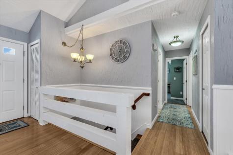 3 Mcnamara Avenue Yarmouth MA 02673