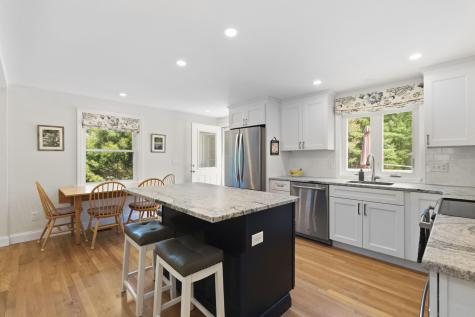 8 Ruth Terrace Falmouth MA 02536