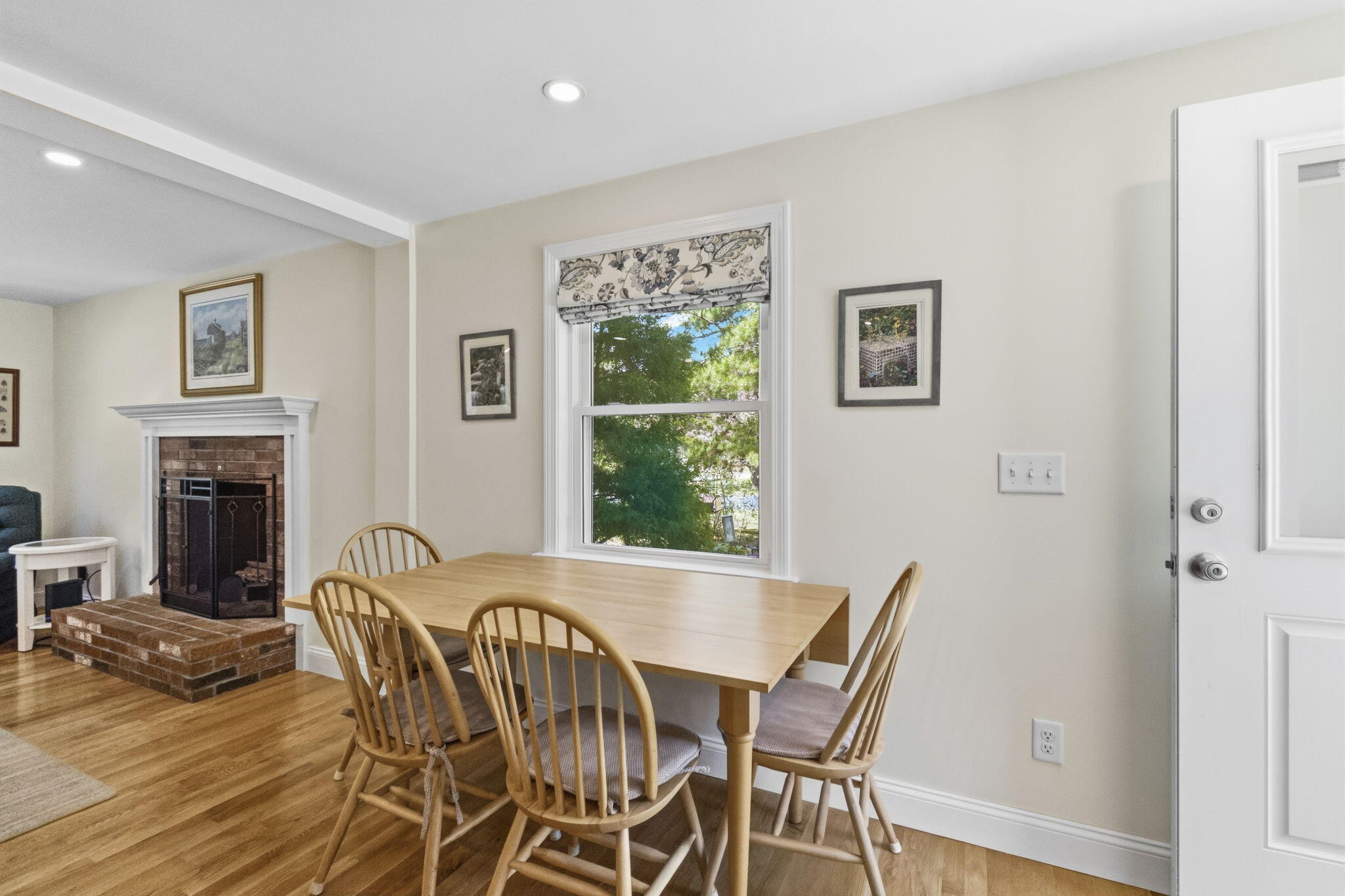 8 Ruth Terrace Falmouth MA 02536