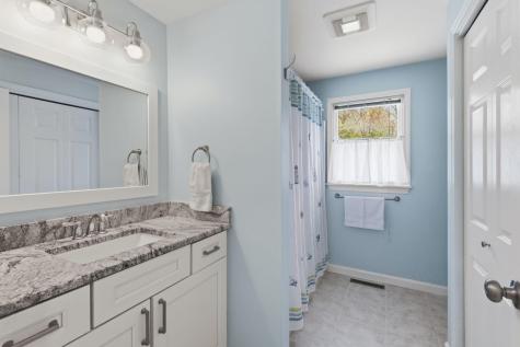 8 Ruth Terrace Falmouth MA 02536