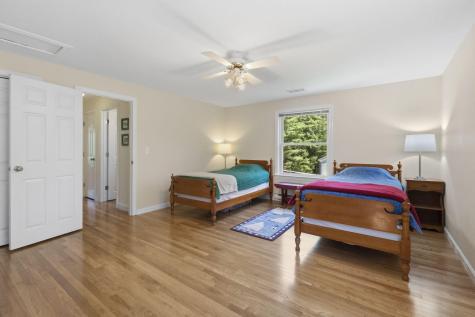 8 Ruth Terrace Falmouth MA 02536