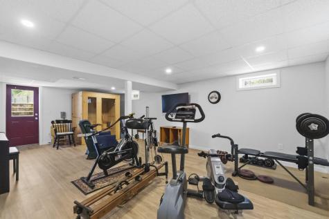 8 Ruth Terrace Falmouth MA 02536