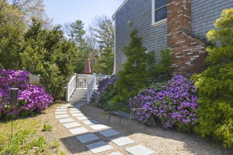 8 Ruth Terrace Falmouth MA 02536