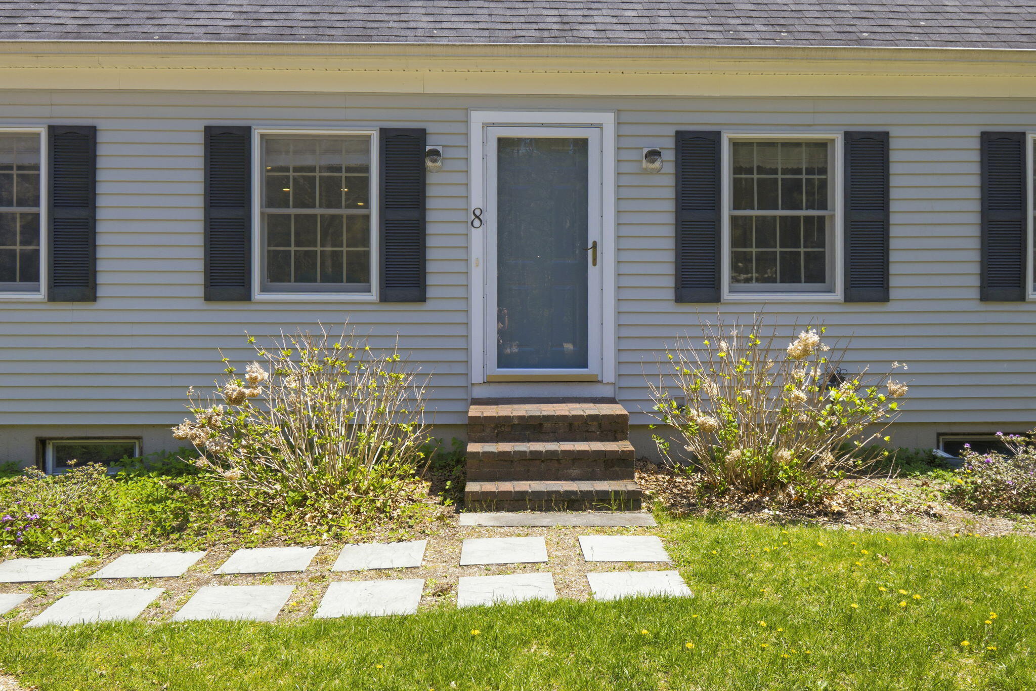 8 Ruth Terrace Falmouth MA 02536