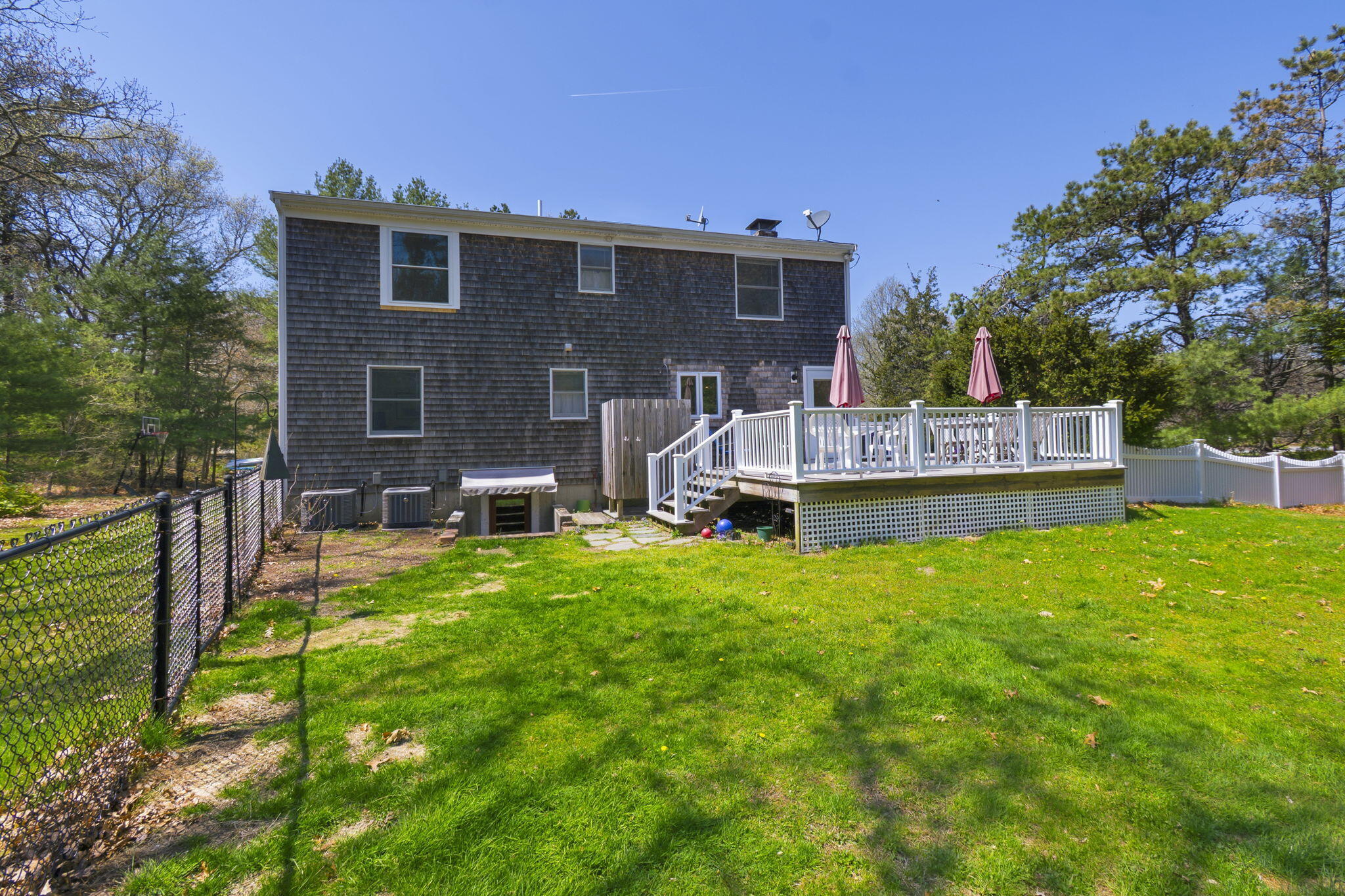 8 Ruth Terrace Falmouth MA 02536