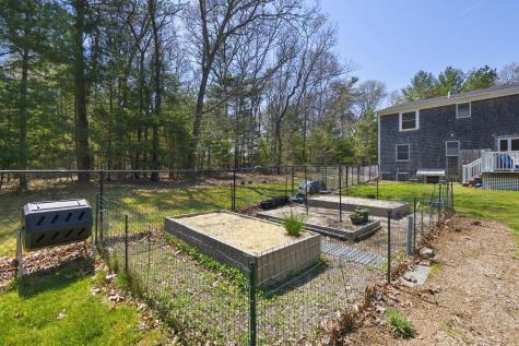 8 Ruth Terrace Falmouth MA 02536