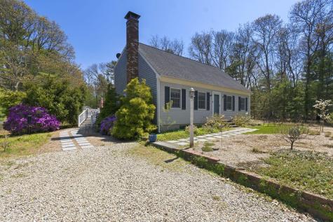 8 Ruth Terrace Falmouth MA 02536