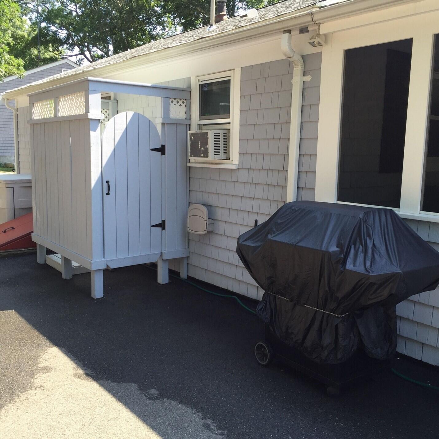 2 Naushon Road Mashpee MA 02649