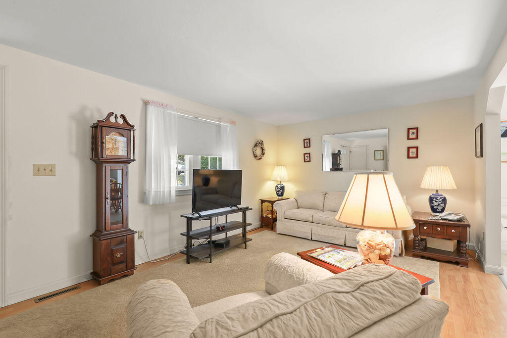 4 Ryder Circle Sandwich MA 02563