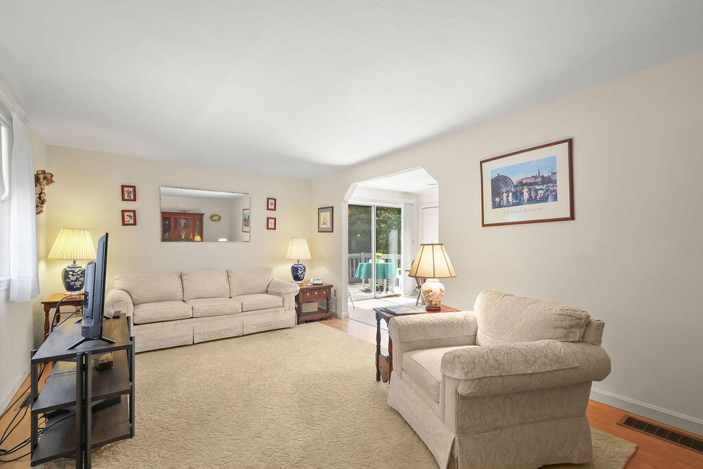 4 Ryder Circle Sandwich MA 02563